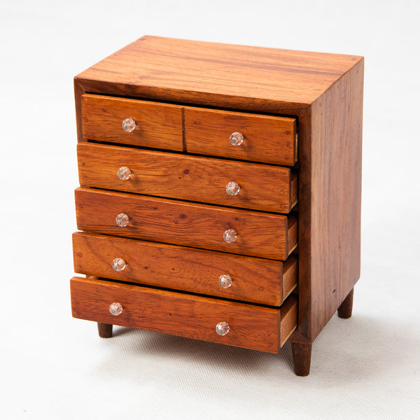 Furniture Store Chest of Drawers
